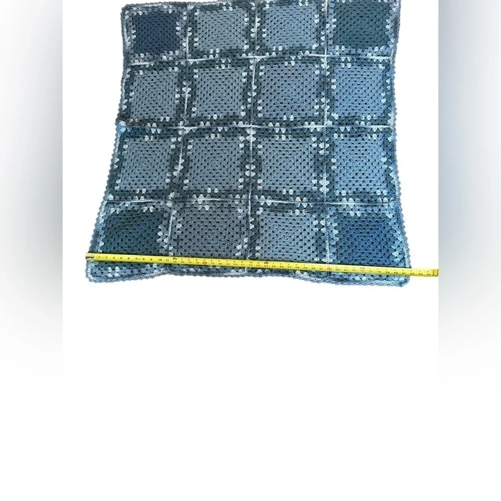HAND KNITTED CROCHET WORK LAP BLANKET  GRANDMACORE THROW 42x42  BLUE GRAY WHITE